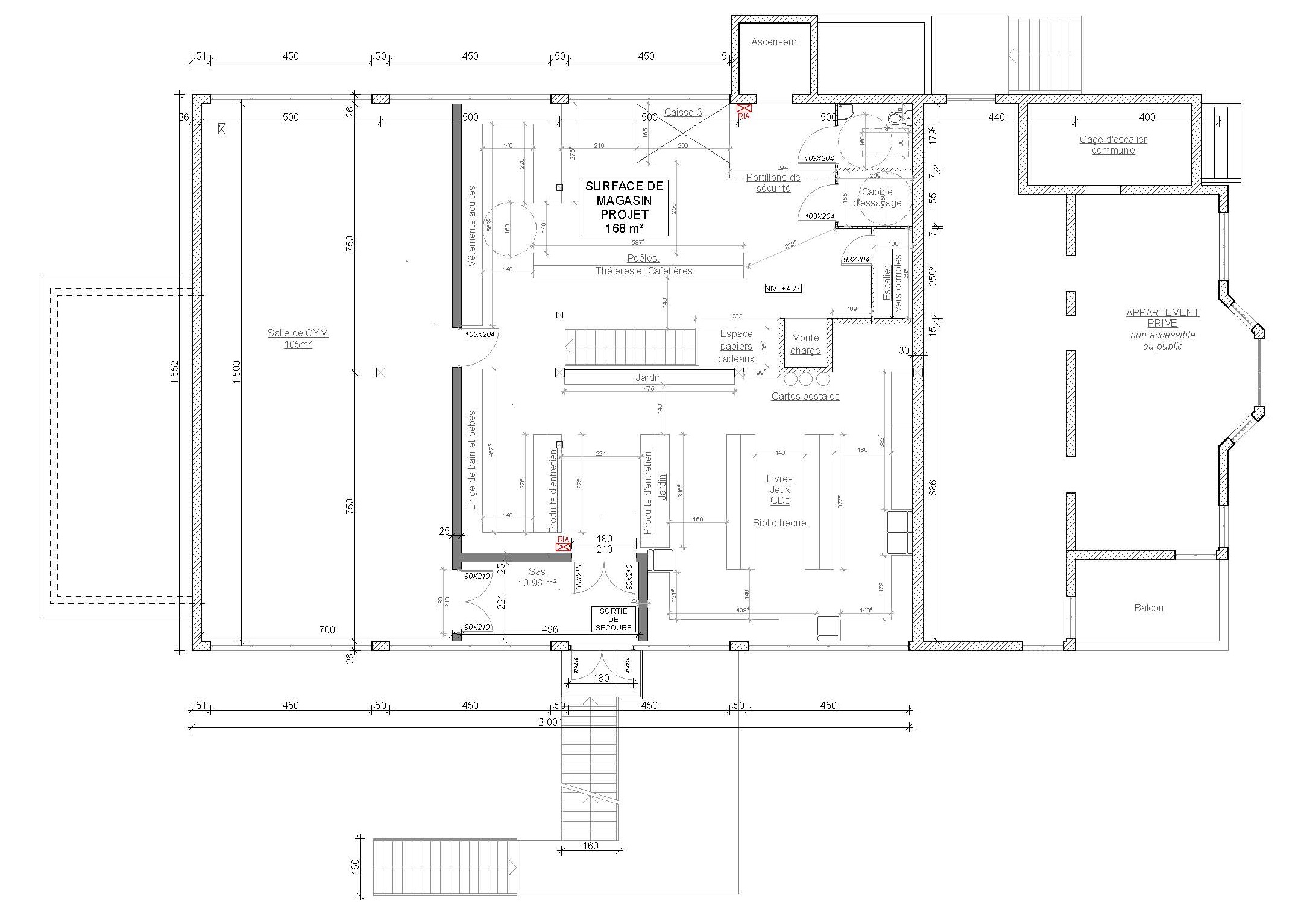 Rénovation et extension d&#039;un magasin à Aiguilhe