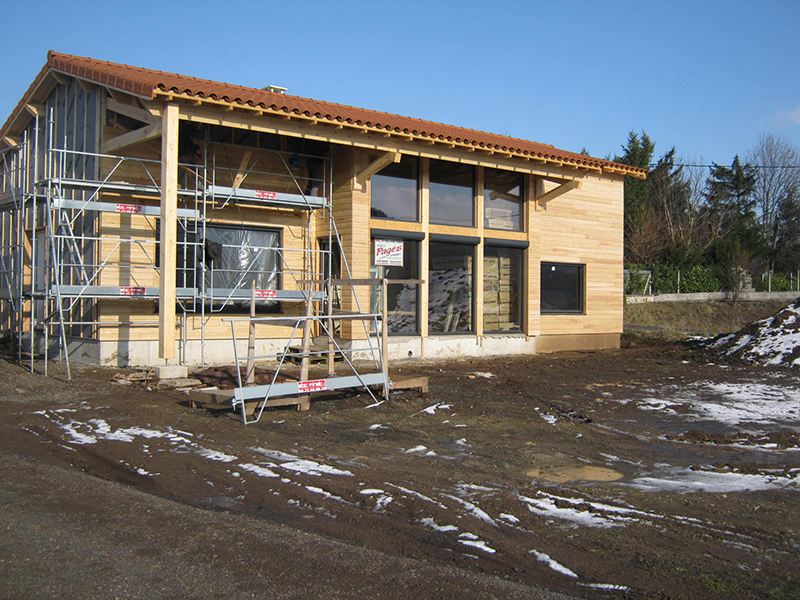 Maison en bois à Coubon