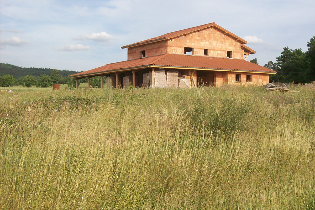 Maison en brique monomur à Chassagne