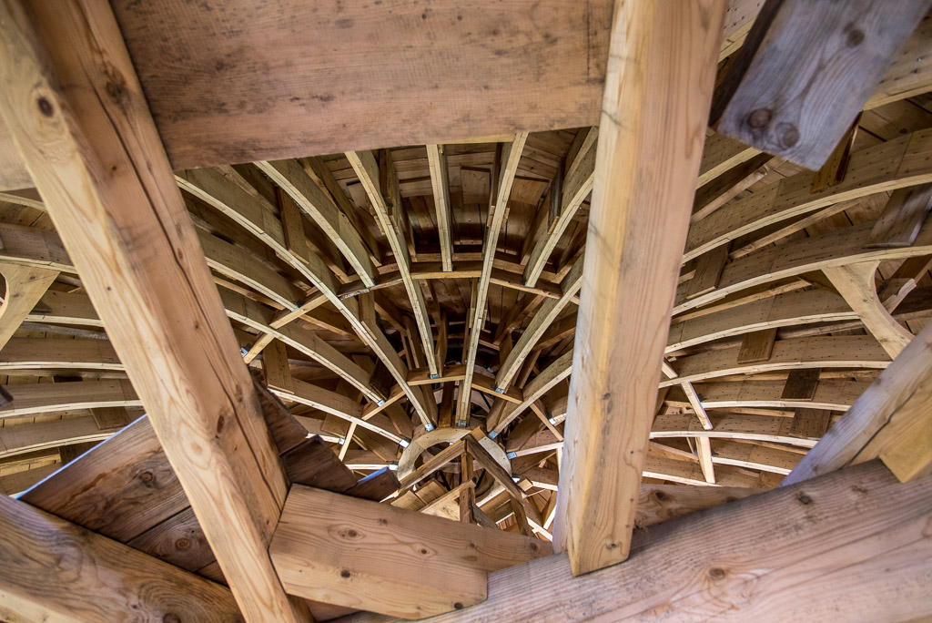 Maisons rondes en paille à Desges