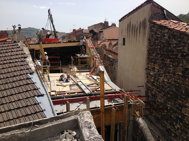 Chantier en pierre bois et monomur