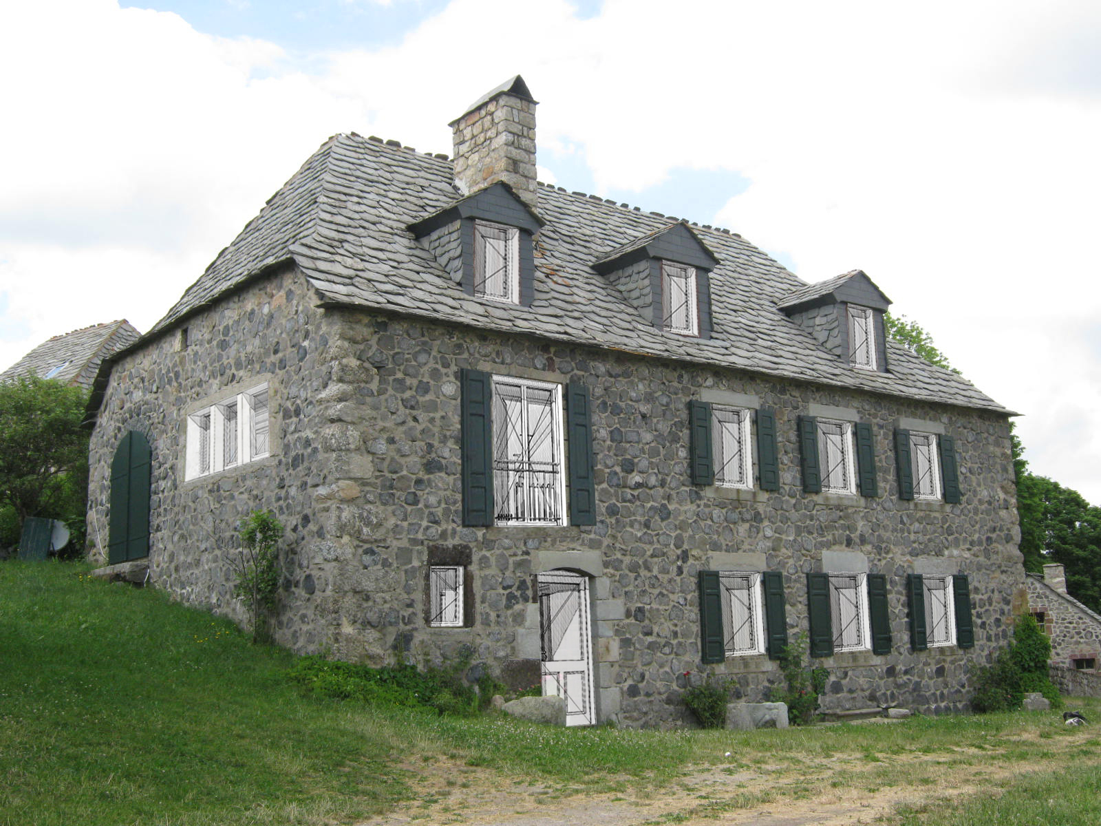 Rénover pour préserver : maison en pierre