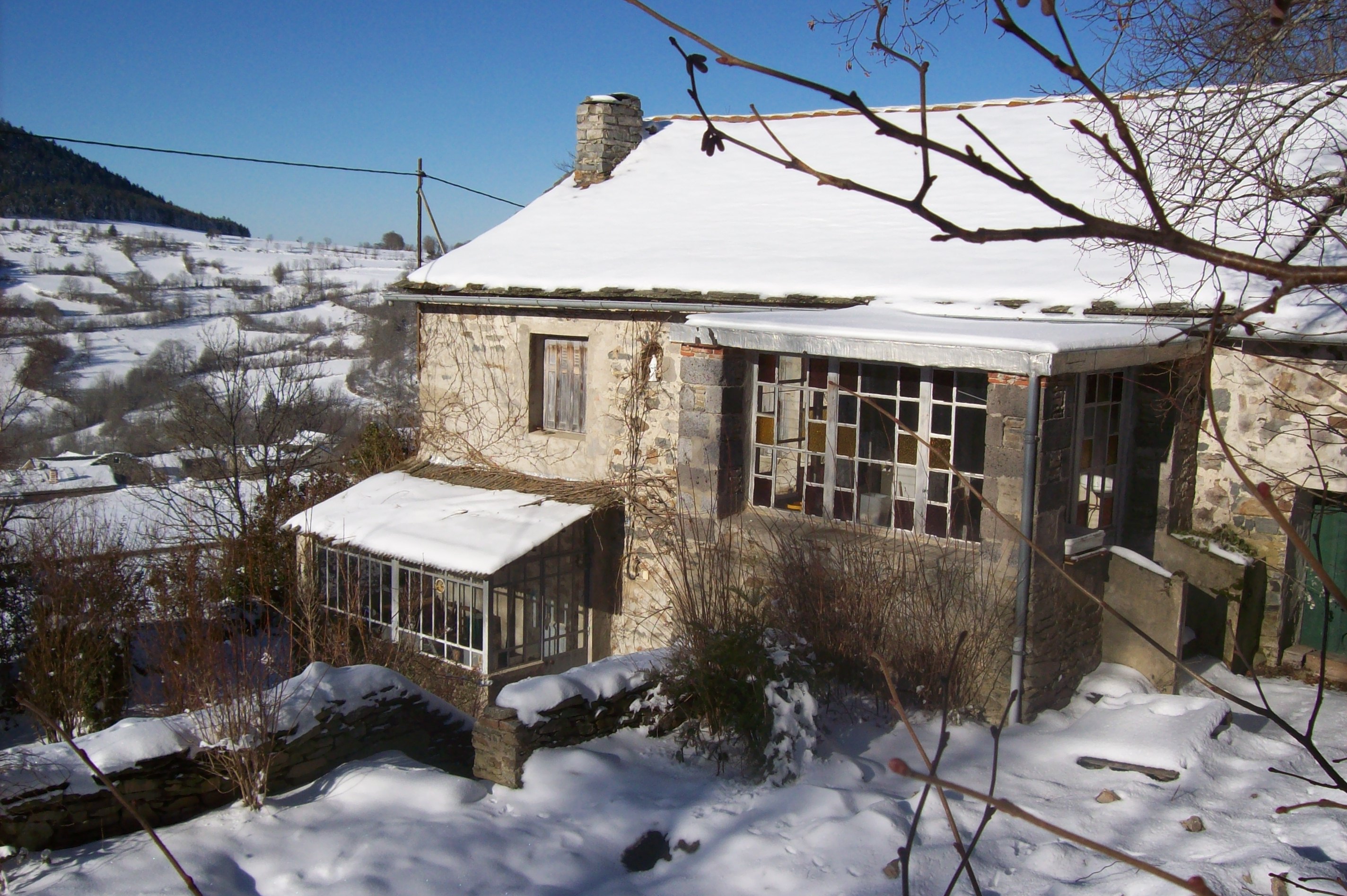 Rénovation d&#039;une maison en pierre à Queyrières