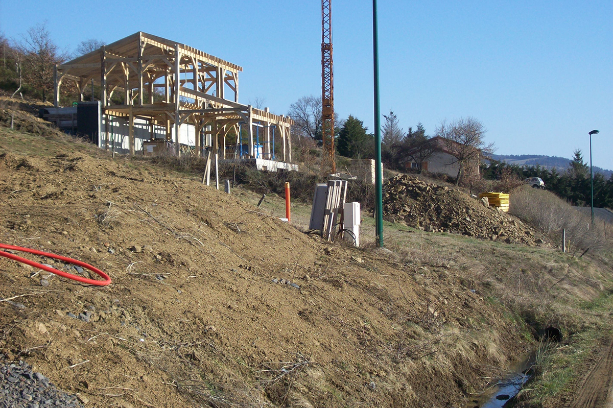 Chantier Bois et Paille à Mazeyrat d&#039;Allier