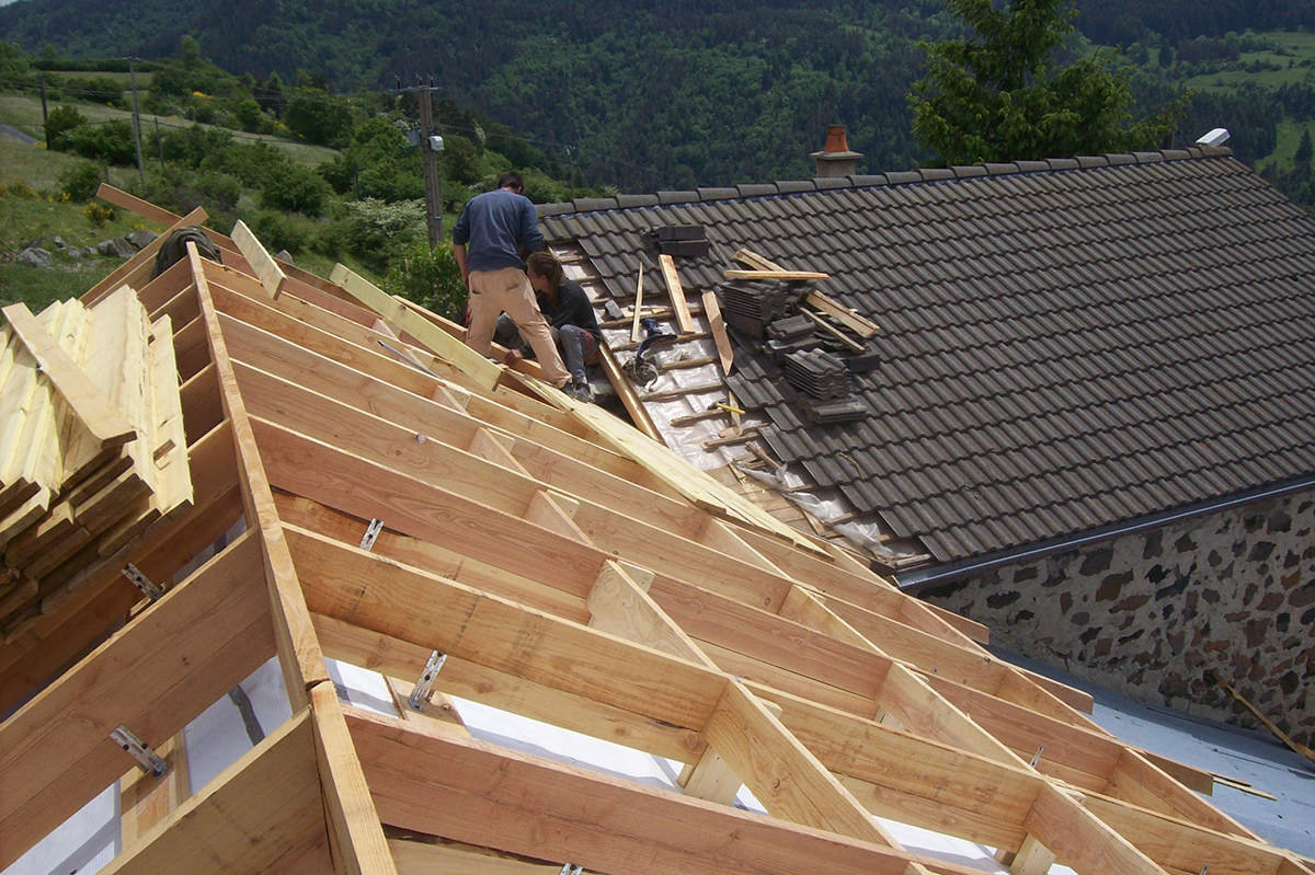 Rénovation d&#039;une maison en pierre à Saint Front