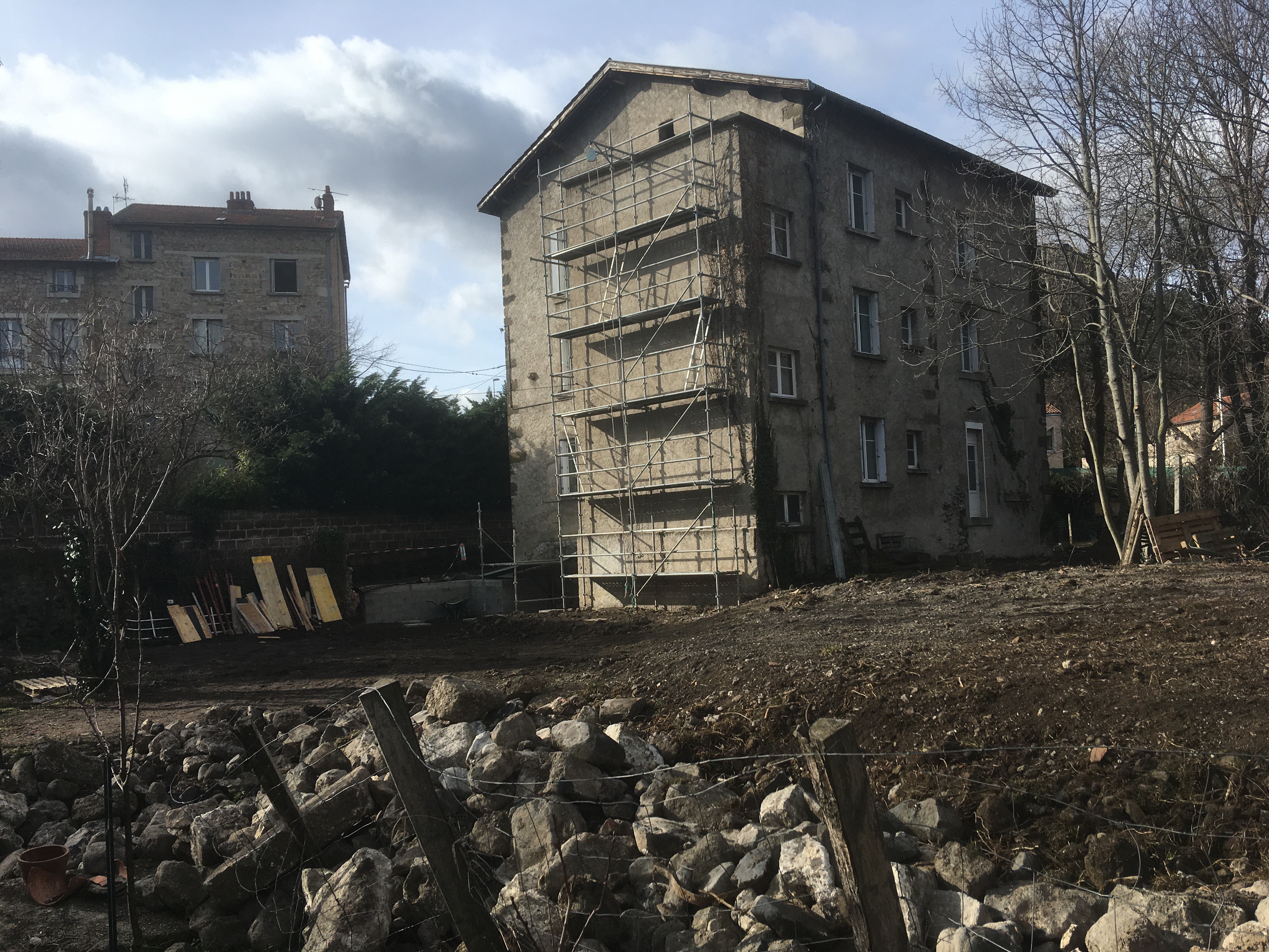 Petit Immeuble au Puy en Velay, à la recherche d&#039;un habitat résilient