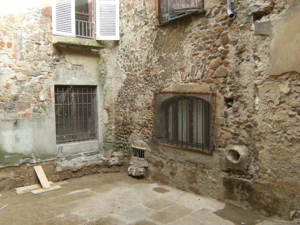 Rénovation d&#039;un restaurant en pierre à Brioude