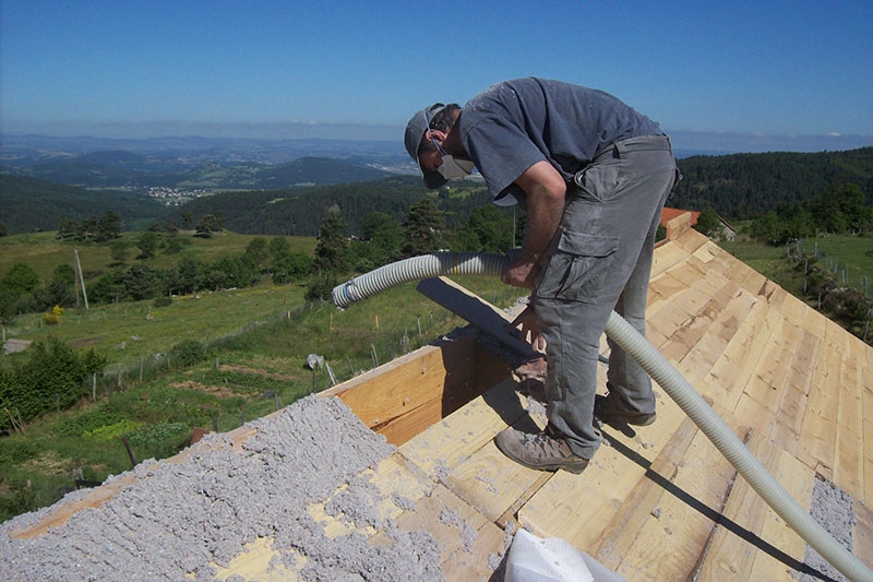 Rénovation d&#039;une grange en maison à Saint Front