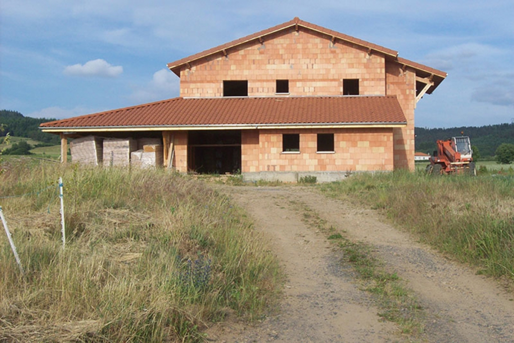 Maison en brique monomur à Chassagne