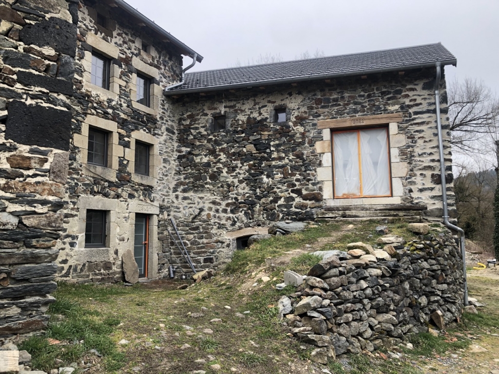 la cour en travaux