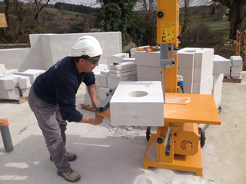 Eco-construction d&#039;une maison en béton cellulaire à Ally