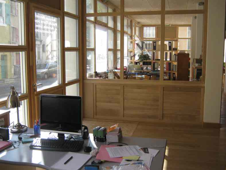 Monjauze architectes - Bureaux Terre Crue au Puy-en-Velay