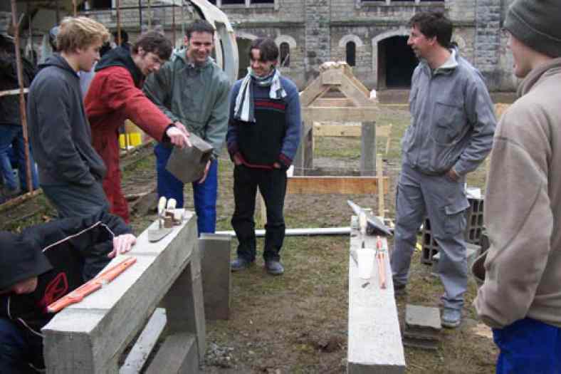 Formation gros oeuvre chez Bioforce à Vénissieux