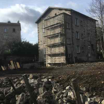 Petit Immeuble au Puy en Velay, à la recherche d'un habitat résilient